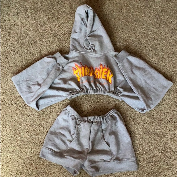 ❌SOLD❌ Thrasher sweatshirt set - Picture 2 of 3